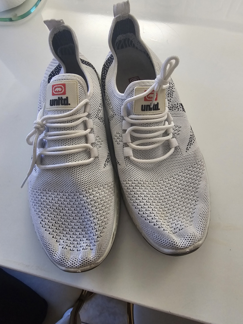 Ecko Unlimited Men's White Knit Athletic Slip-On Sneakers